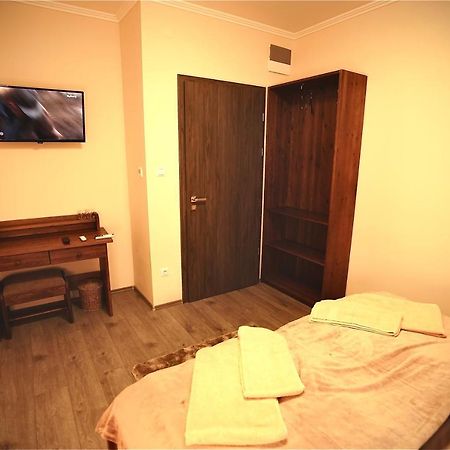 Bed and Breakfast Bacchus Pub Es Panzio Дунахарасті Екстер'єр фото